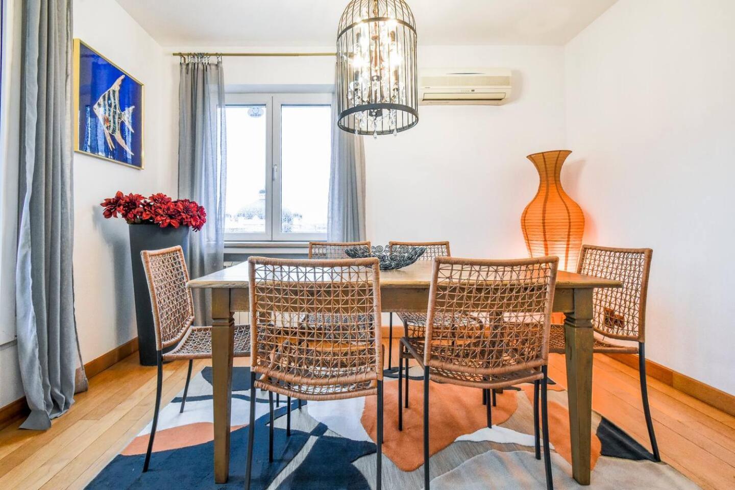 Fully Equipped Vitoshka Area Spacious Metro София Экстерьер фото